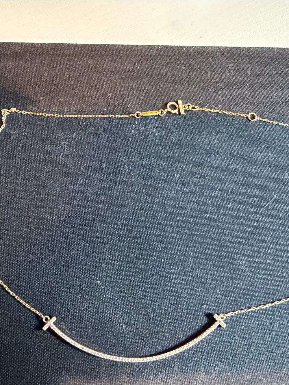 Delicate Gold Curved Bar Smile Necklace - Women Jewelry